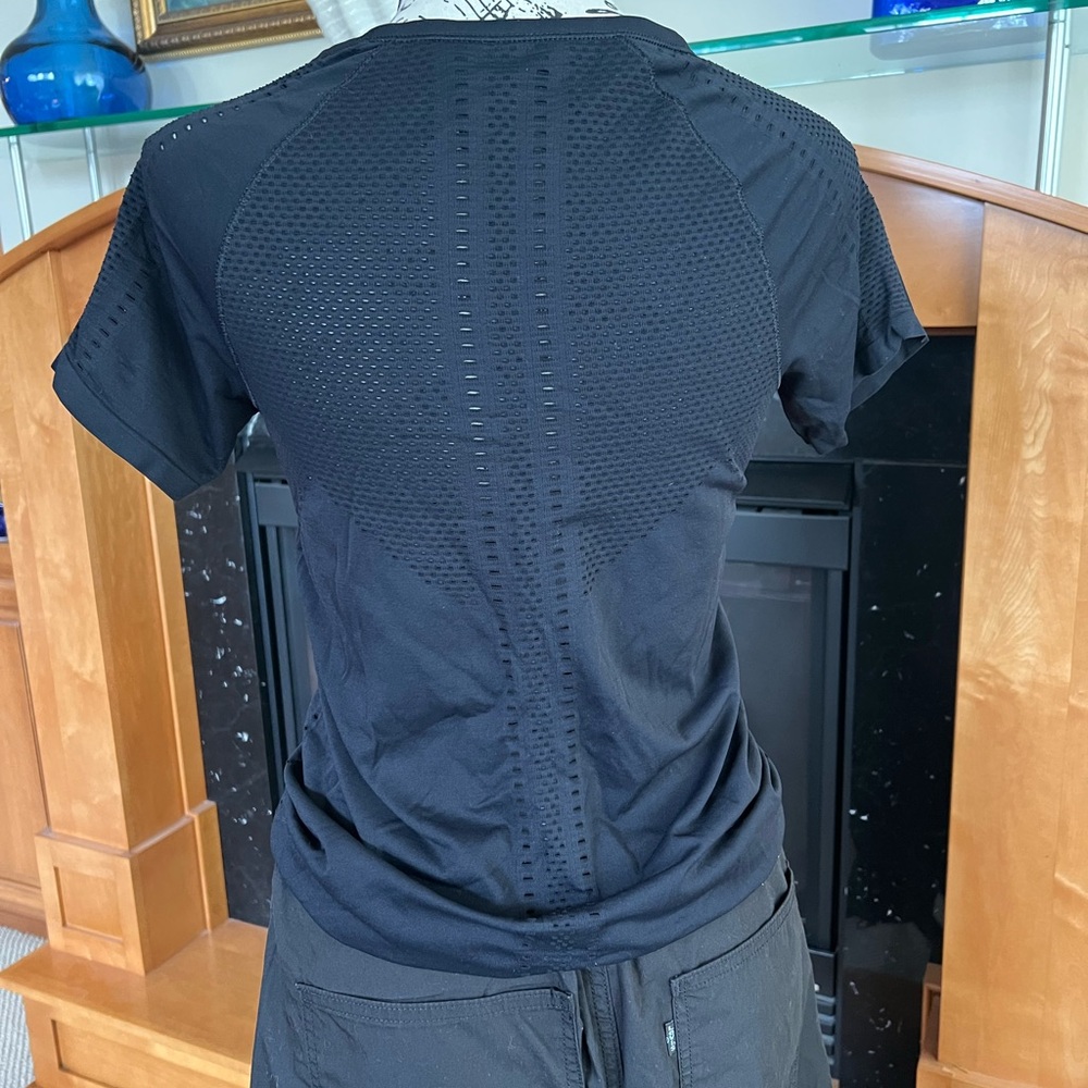 Athleta Performance Top - image 3